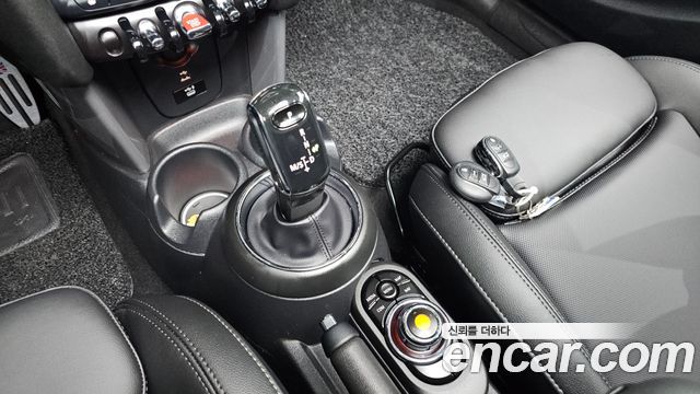 Mini Cooper 2021 — photo 12