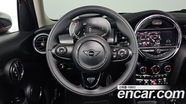 Mini Cooper 2021 — photo 19