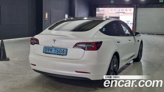 Tesla Model 3 2021 — photo 3