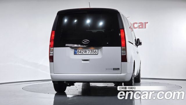 Hyundai Staria 2024 — photo 4