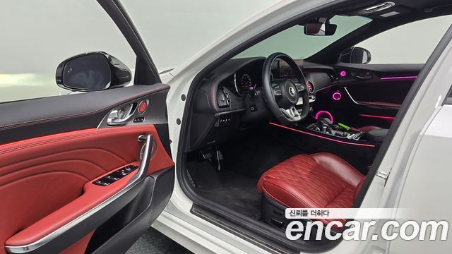 Kia Stinger 2021 — photo 13