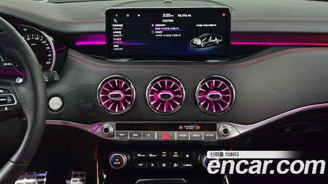 Kia Stinger 2021 — photo 25