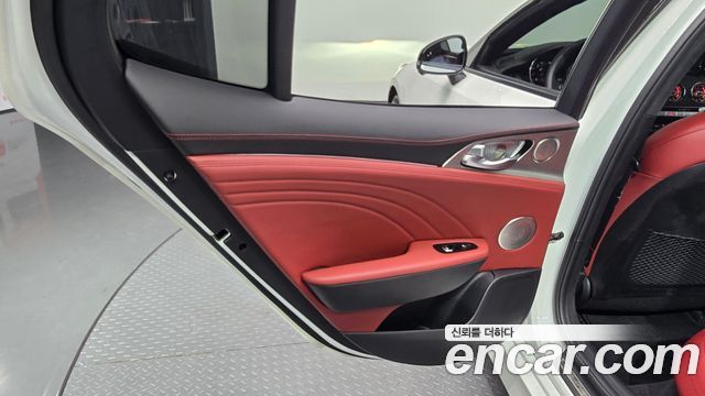 Kia Stinger 2021 — photo 15