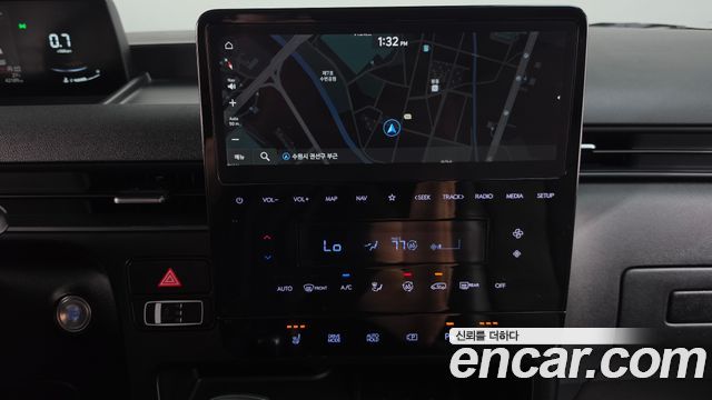 Hyundai Staria 2025 — photo 18