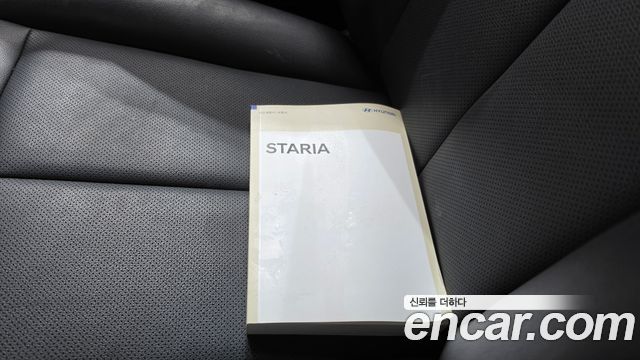 Hyundai Staria 2025 — photo 25
