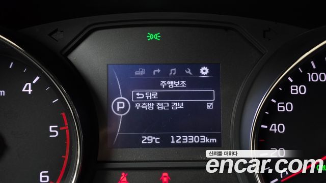 Kia Canival 2018 — photo 11