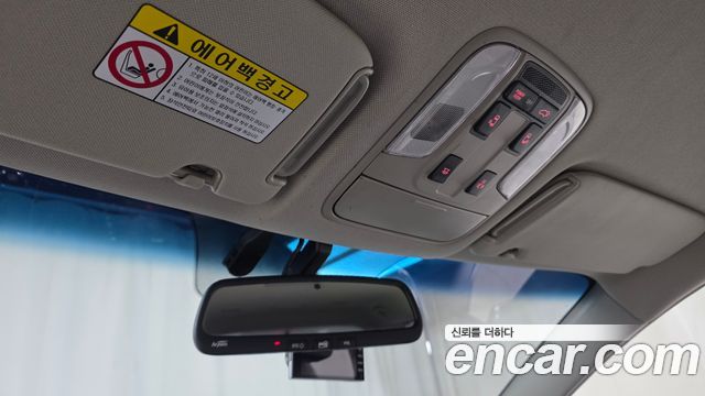 Kia Canival 2018 — photo 24