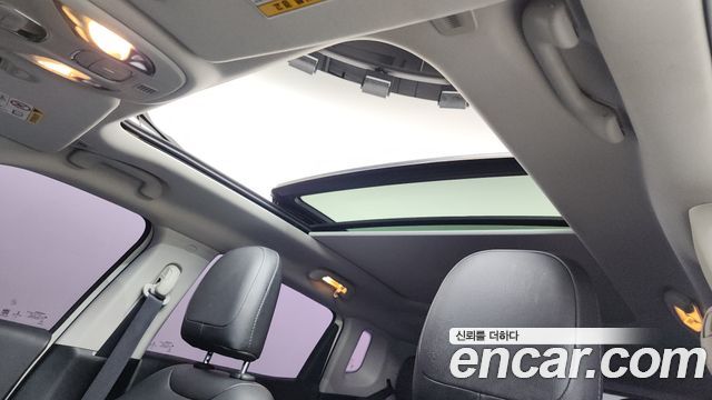 Jeep Compass 2019 — photo 24