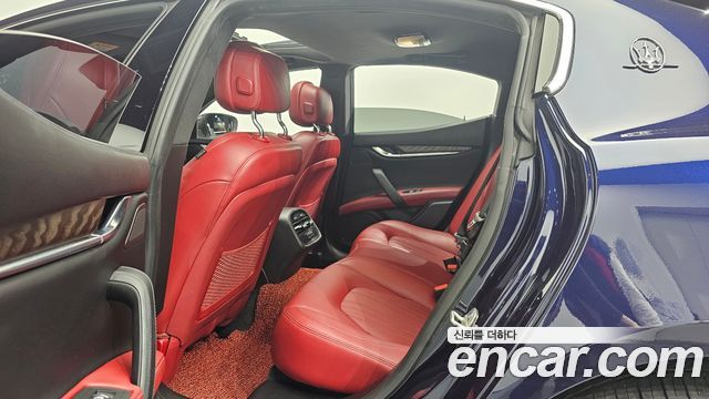 Maserati Ghibli 2018 — photo 16