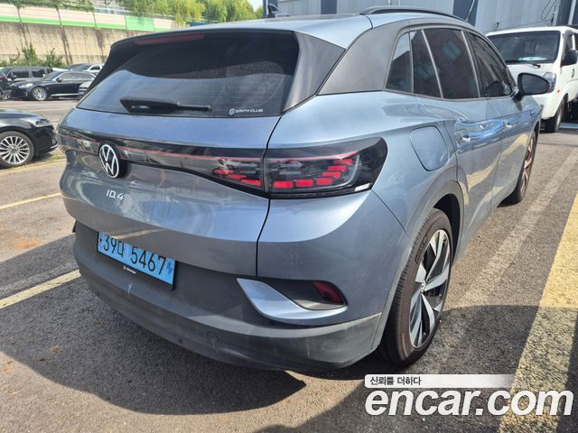 Volkswagen ID.4 2022 — photo 16