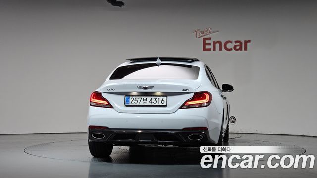 Genesis G70 2018 — photo 4