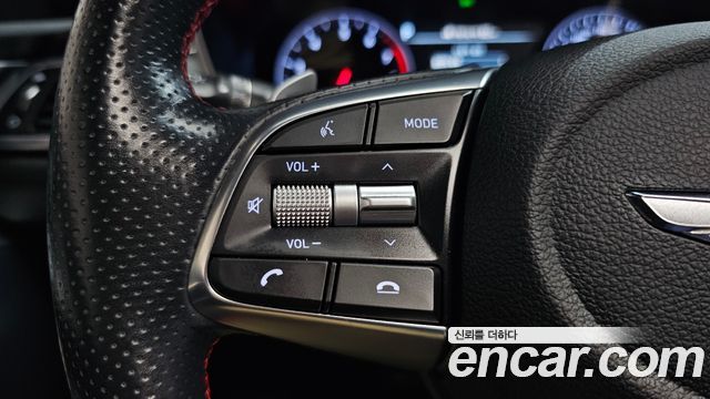 Genesis G70 2018 — photo 30