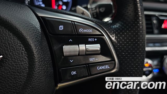 Genesis G70 2018 — photo 32