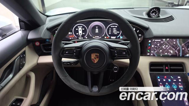 Porsche Taycan 2025 — photo 13