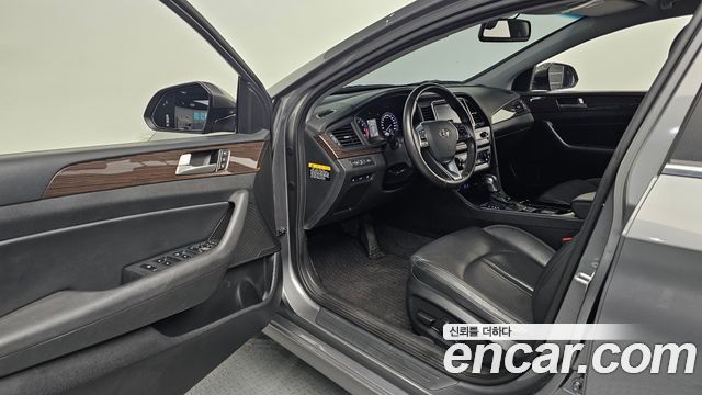 Hyundai Sonata 2018 — photo 10