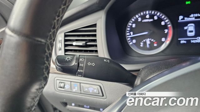 Hyundai Sonata 2018 — photo 18