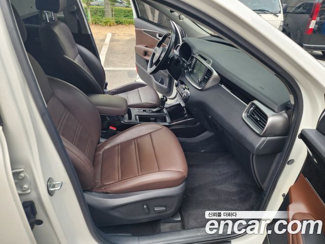 Kia Sorento 2017 — photo 12