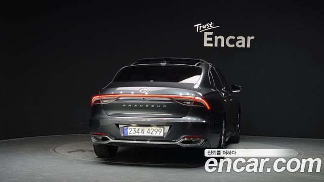 Hyundai Grandeur 2022 — photo 4