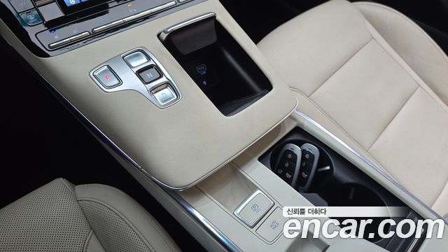 Hyundai Grandeur 2022 — photo 12