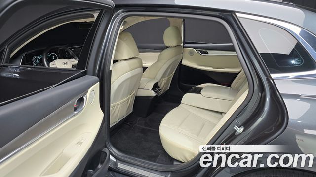Hyundai Grandeur 2022 — photo 17