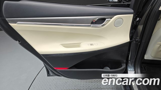 Hyundai Grandeur 2022 — photo 15