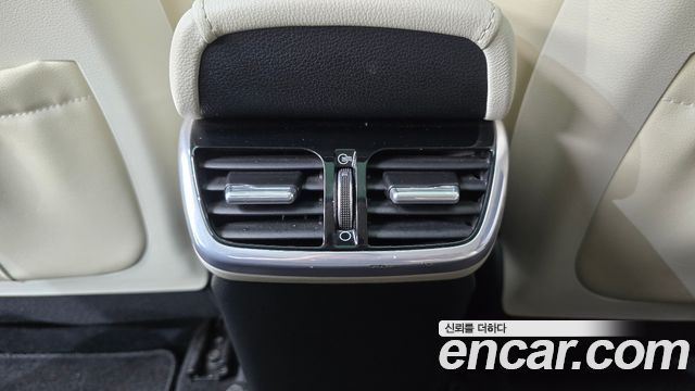 Hyundai Grandeur 2022 — photo 31