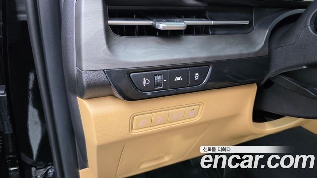 Kia Canival 2023 — photo 12