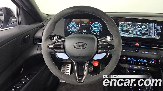 Hyundai AVANTE 2025 — photo 19