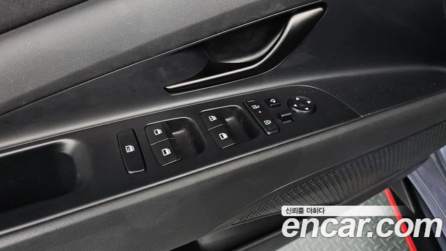 Hyundai AVANTE 2025 — photo 22