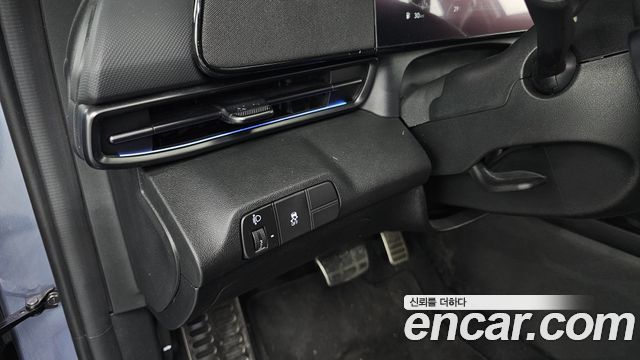 Hyundai AVANTE 2025 — photo 23