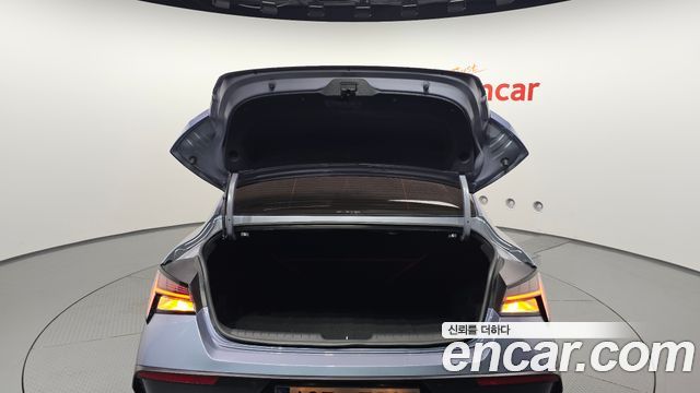 Hyundai AVANTE 2025 — photo 26