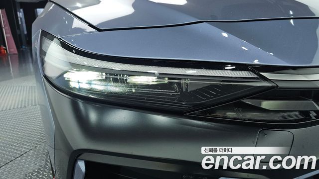 Hyundai AVANTE 2025 — photo 8