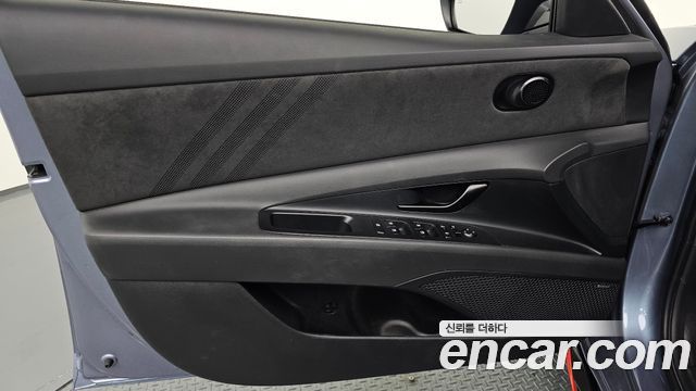 Hyundai AVANTE 2025 — photo 14