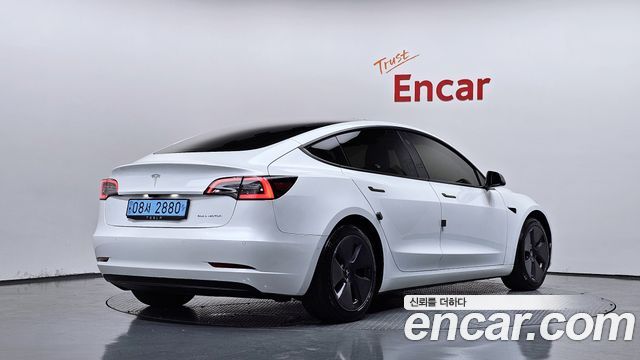 Tesla Model 3 2021 — photo 2