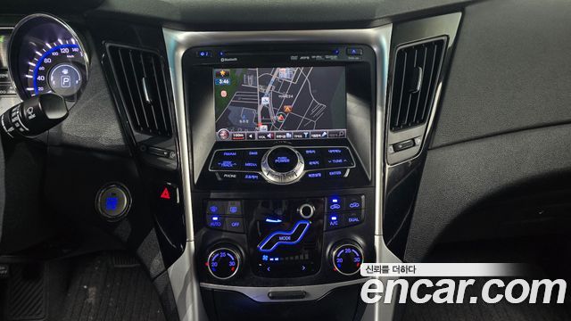 Hyundai Sonata 2010 — photo 20