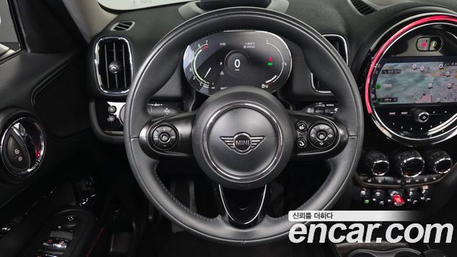 Mini Countryman 2021 — photo 20