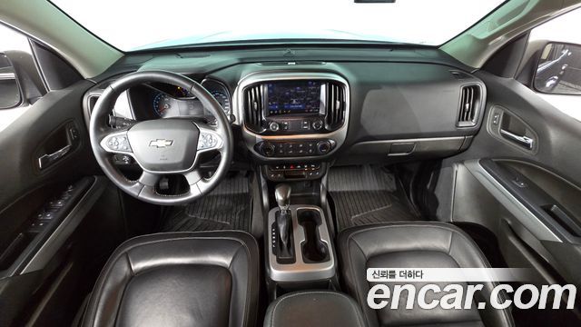 Chevrolet Korea Colorado 2022 — photo 10