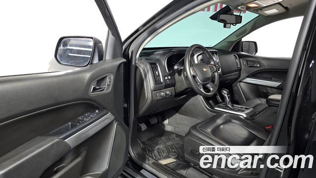 Chevrolet Korea Colorado 2022 — photo 13