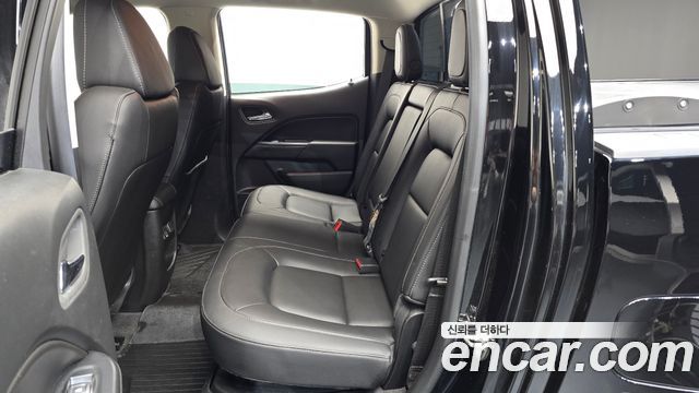 Chevrolet Korea Colorado 2022 — photo 17