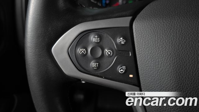 Chevrolet Korea Colorado 2022 — photo 22