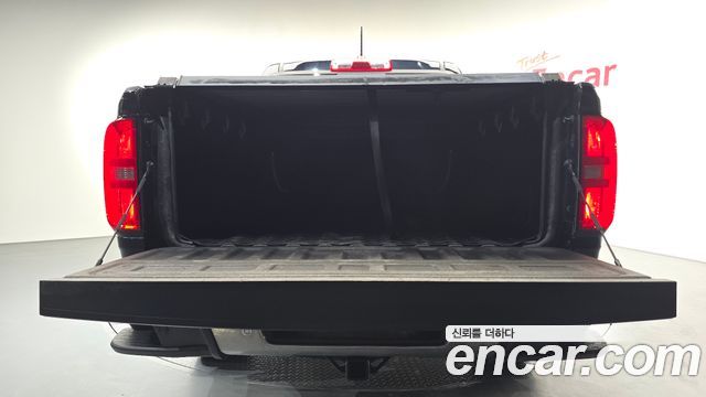 Chevrolet Korea Colorado 2022 — photo 23