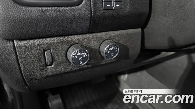 Chevrolet Korea Colorado 2022 — photo 25