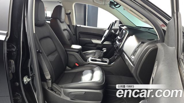 Chevrolet Korea Colorado 2022 — photo 16
