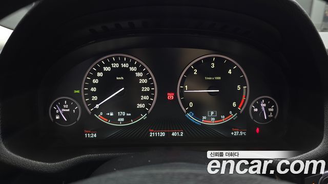 BMW X4 2017 — photo 8