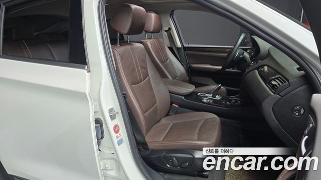 BMW X4 2017 — photo 12
