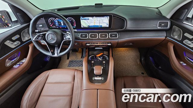 Mercedes-Benz GLE-Class 2025 — photo 10
