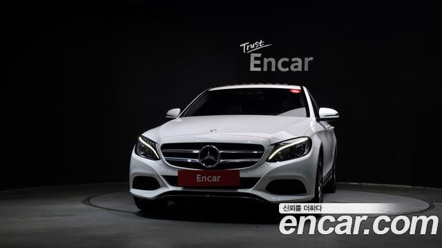Mercedes-Benz C-Class 2017 — photo 3
