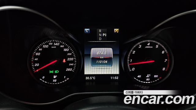Mercedes-Benz C-Class 2017 — photo 8