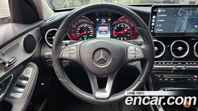 Mercedes-Benz C-Class 2017 — photo 13