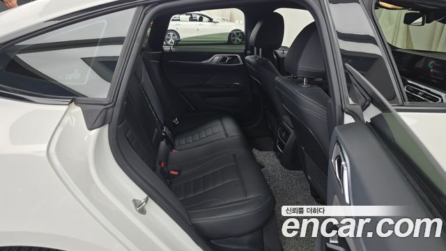 BMW i4 2024 — photo 17